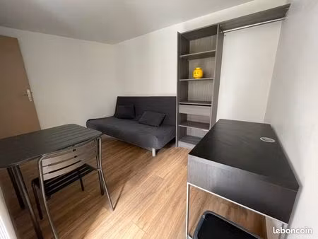studio plein centre de lorient - idéal étudiant