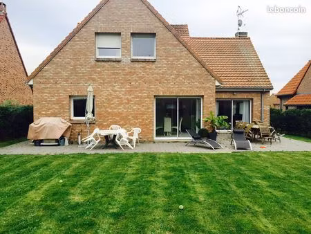 villa 5 pièces 155 m²