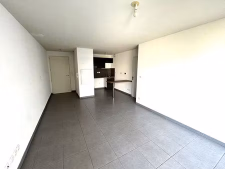 toulouse - sporting village appartement t2 avec terrasse et parking