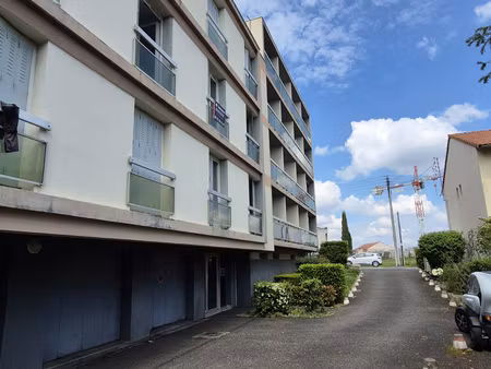 clermont / chu montpied studio avec parking  loyer tout comp