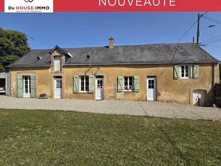 charmante maison de 3 pièces avec un terrain agréable.