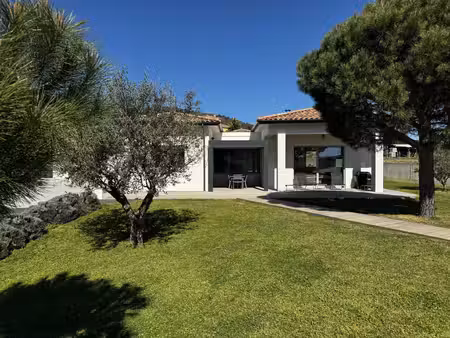 villa d'exception 200m2 avec terrain de 2004m2