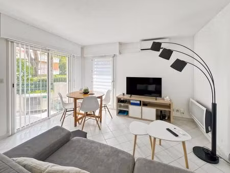 coup de cœur : lumineux 2 pièces avec terrasse et parking – prêt à vivre !