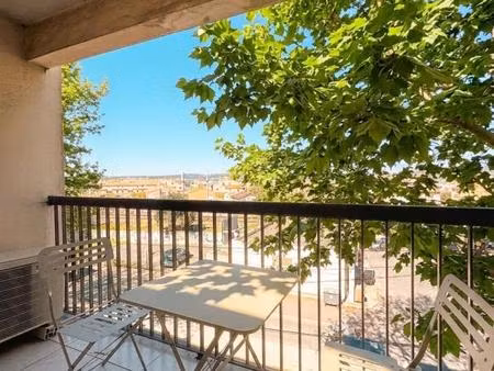 2 piéces de 42m²  loggia  ascenseur  vue sur l'étang de thau