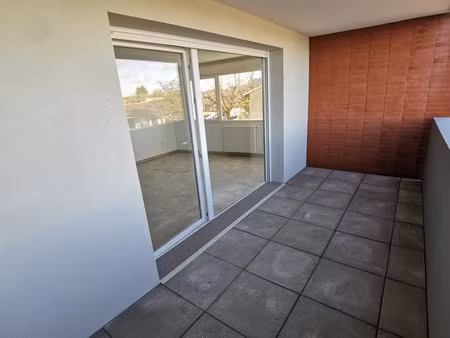 t3 avec loggia et parking à toulouse