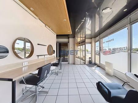local commercial a vendre - poincare / clemenceau
