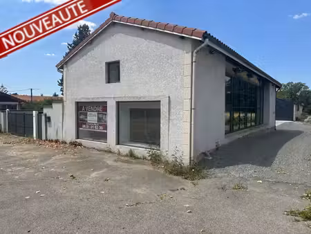 local commercial 256m2   emplacement stratégique exceptionne