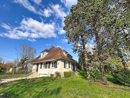 maison montholon 7 pièce(s) 204 m2