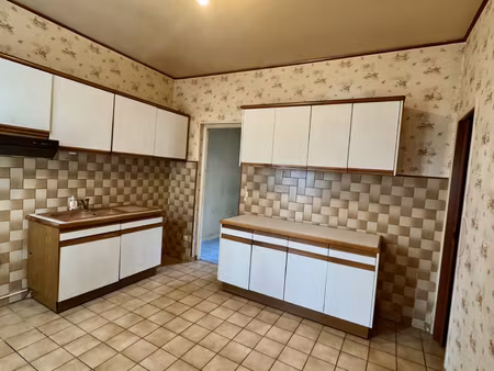 charmante maison à fort potentiel à rénover
