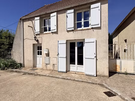 maison de ville avec jardin et stationnement