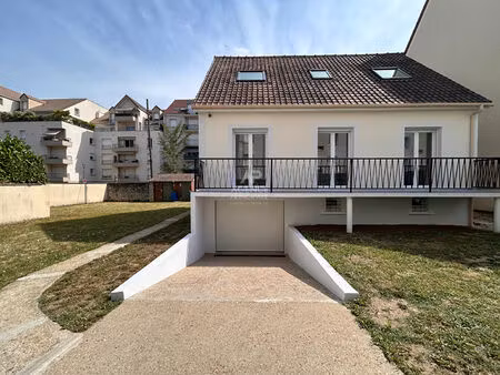 maison poissy 5 pièce(s) 98.30 m2