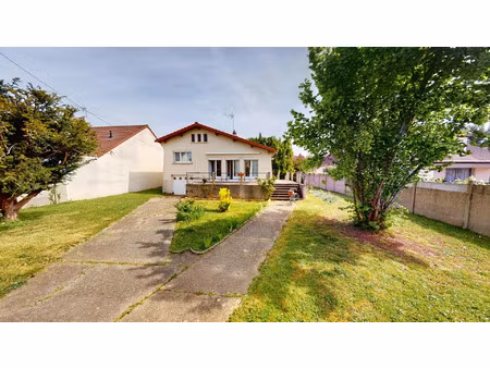 vente maison 4 pièces 69 m2 à pontault-combault