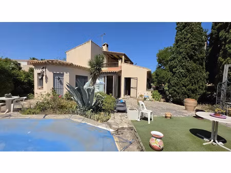 le cap d'agde: villa maraval/pinede style rustique de caractère 5/6 pièces jardin clos 680