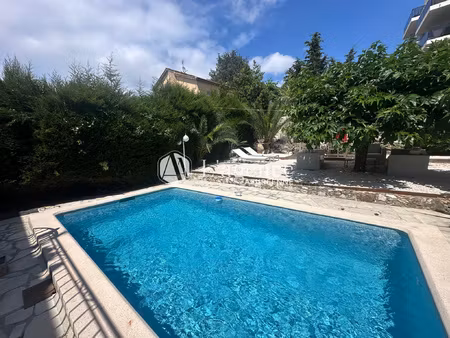 cagnes-sur-mer les vespins maison 5 pièces avec piscine