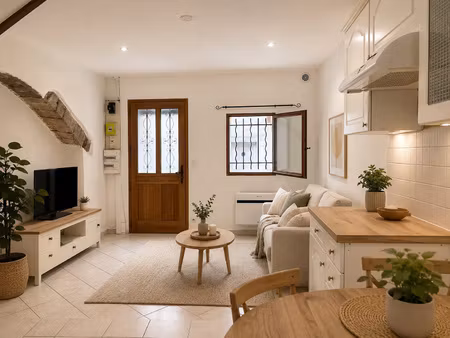 maison de village t2 pleine de charme au coeur de lorgues