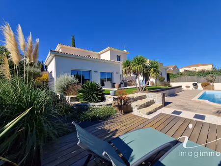 villa t5 avec piscine