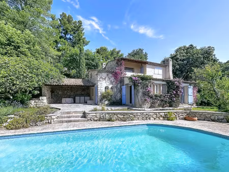 exclusivité tourrettes-sur-loup maison individuelle pleine