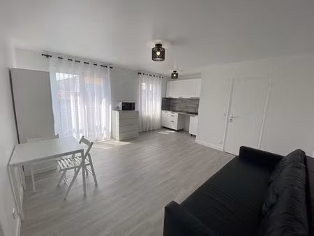 location appartement 1 pièce  25.25m²  drancy