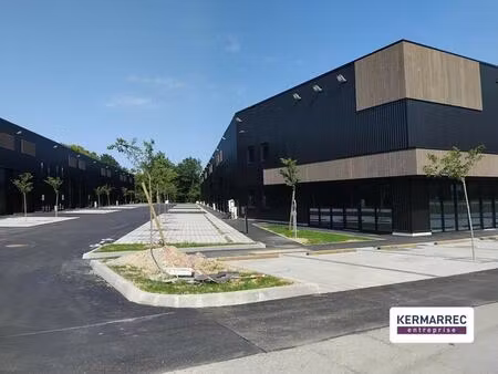 vente local d’activités la meziere 35520 230m²