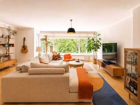 !new! q. montgom - appart. 3 chambres avec parking et balcon