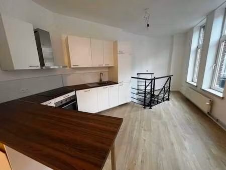 appartement à louer à sambreville centre.