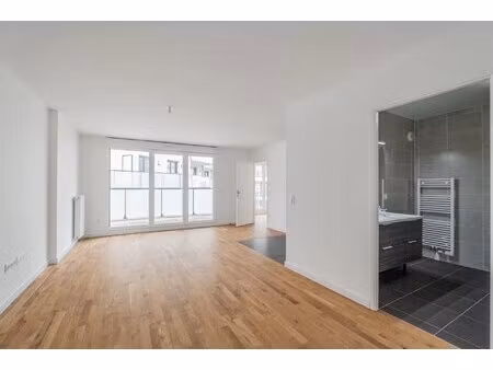 saint cloud - a louer vide - superbe 2 pieces de 51 m2 - appartement neuf - balcon - parki