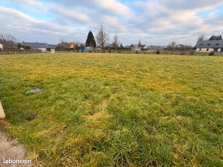 terrain 1 000 m² berville
