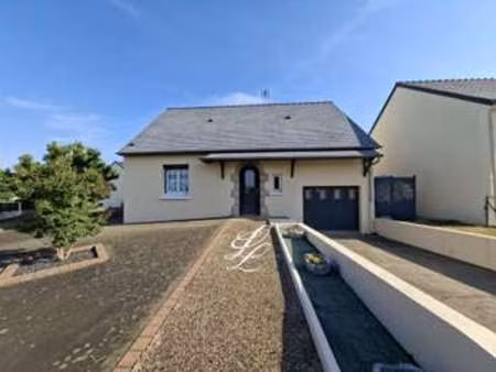 vente maison à sablé-sur-sarthe (72300) : à vendre / 98m² sablé-sur-sarthe