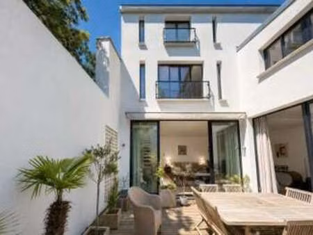 vente maison à saint-cloud (92210) : à vendre / 218m² saint-cloud