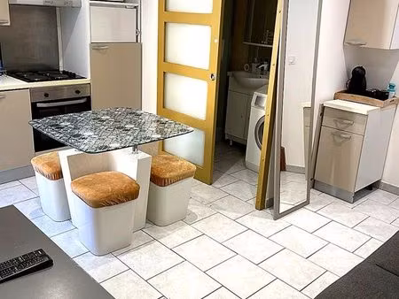 appartement f2 duplex meublé de 27 m² – hyper centre-ville
