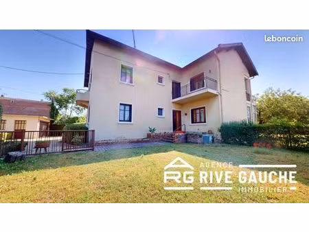 maison 10 pièces 270 m²