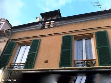 studio 1 pièce 25 m²
