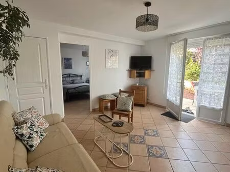 location étudiant (e)