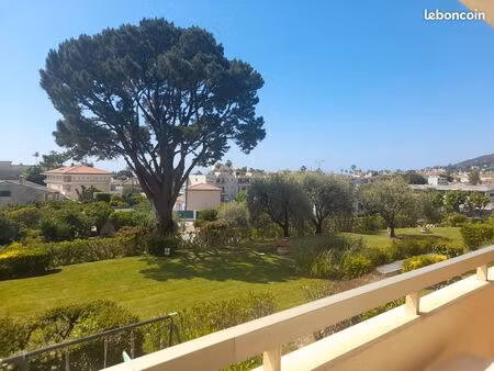 golfe-juan limite antibes - f1bis - parking cave piscine mer
