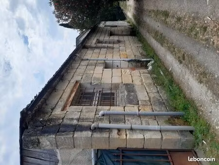 local entrepot centre libourne