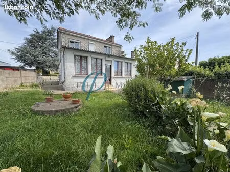 propriété 6 pièces 100 m²