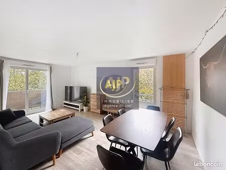 appartement 3 pièces 69 m²