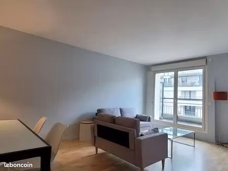 bel appartement 2 pièces 45 m²