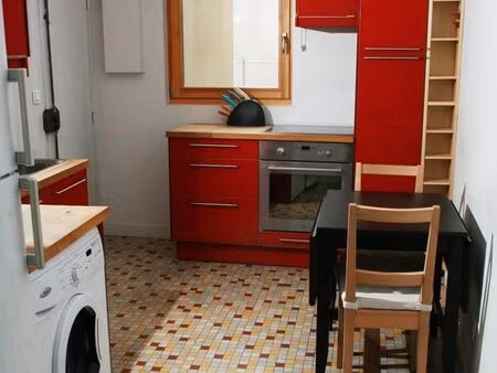 24 m² meublé  lumineux et calme