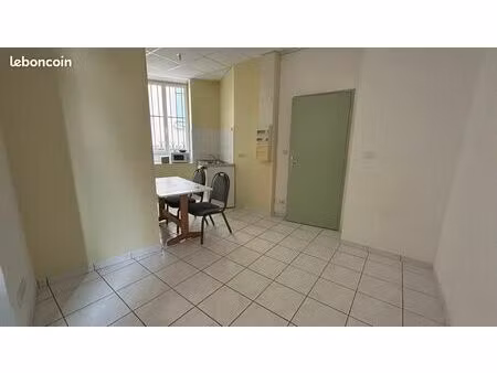 studio 1 pièce 22 m²