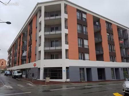 studio 1 pièce 30 m²