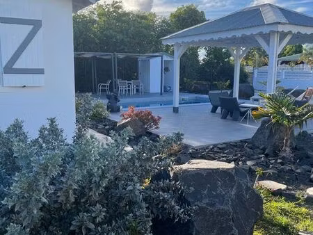 location  villa meuble avec accès piscine
