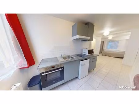 studio 2 pièces 25 m²
