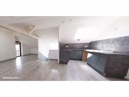 t3 duplex tout confort au centre de bagnères de bigorre