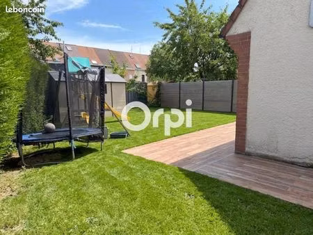 maison 5 pièces 82 m²