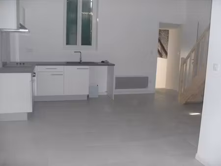 location duplex 3 pièces 74 m² à nay (64800)  570 €