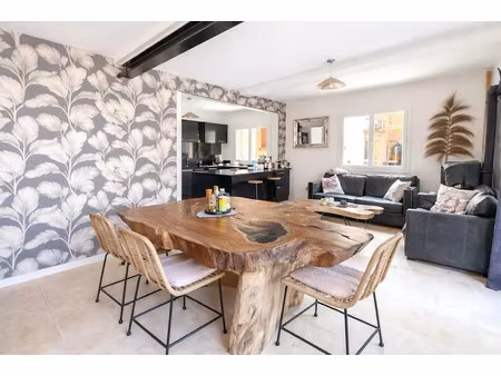 vente appartement 4 pièces 102 m² à six-fours-les-plages (83140)  470 000 €