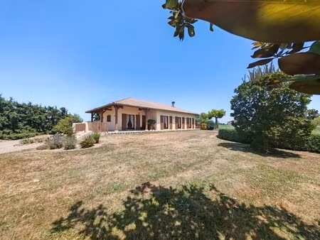 maison de 145 m² en parfait état avec sous-sol intégral - 13 min de riscle