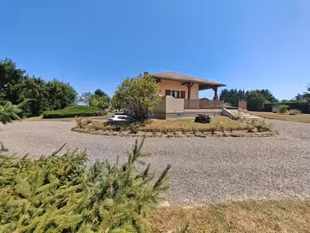 maison de 145 m² en parfait état avec sous-sol intégral - 5 min de riscle