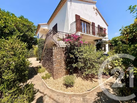 maison de luxe à vendre à la londe-les-maures